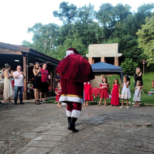 entrega de presentes para as criancas
